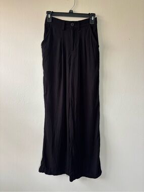 ASOS Design Women’s Size 2 Black Wide-Leg Pants Lightweight Pleated